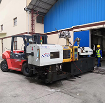 工廠設(shè)備搬運